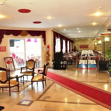 Nature Maris Apartahotel 3*